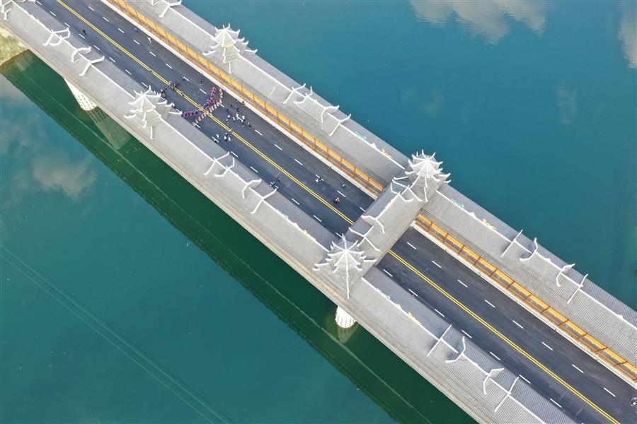 Z6��������ʱ(�й�)-�ٷ���վ